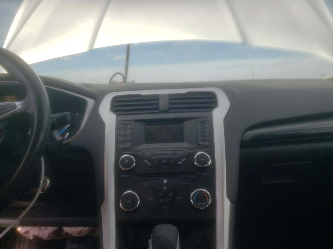 Photo 9 from auction – 2014 FORD FUSION SE with VIN 1FA6P0H79E5376736
