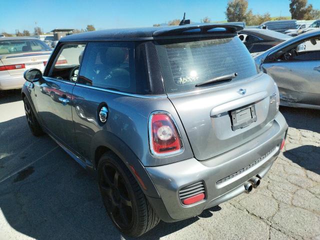 Photo 3 from auction – 2007 MINI COOPER S with VIN WMWMF73517TV30449