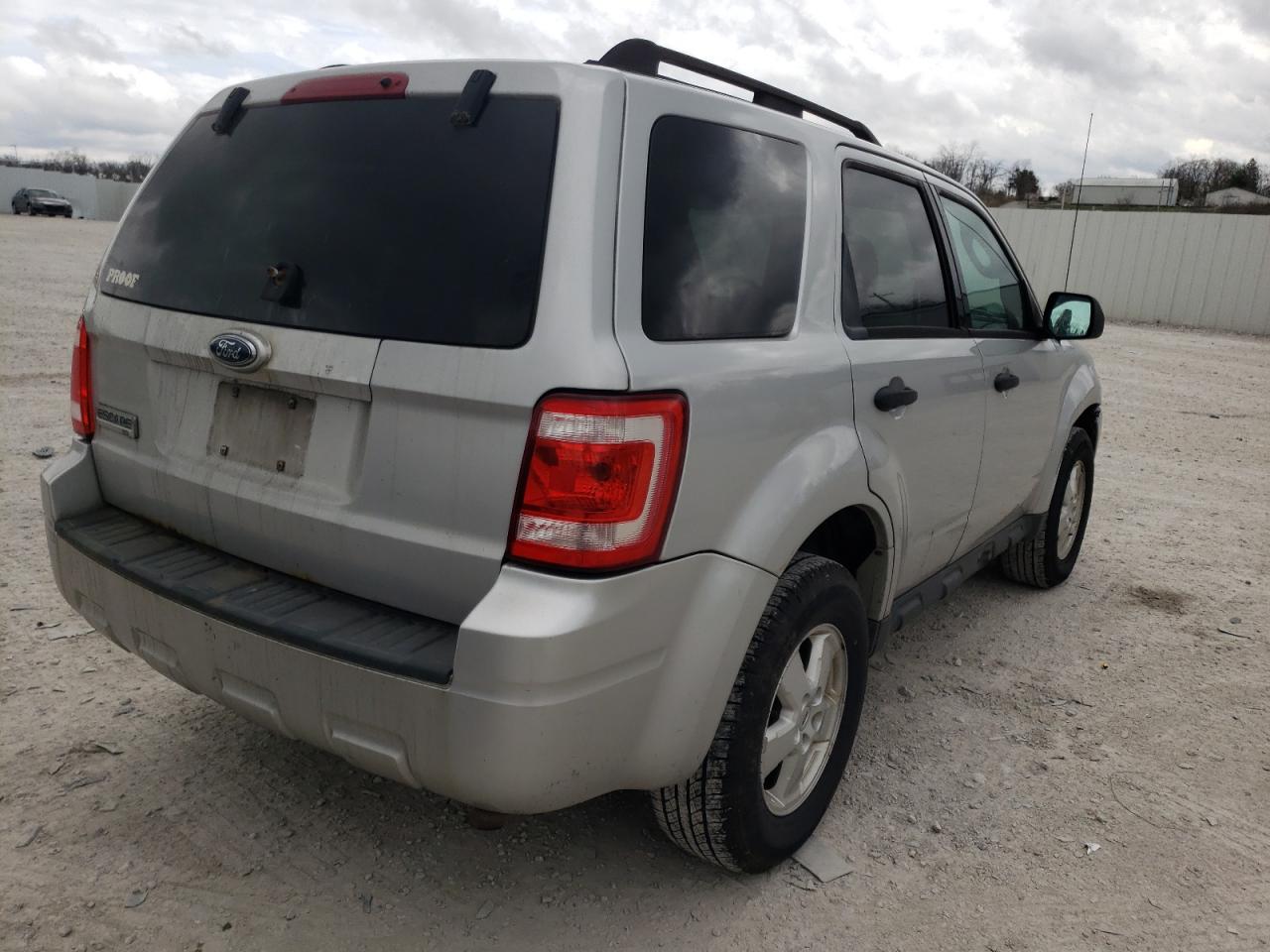 Photo 4 from auction – 2009 FORD ESCAPE XLT with VIN 1FMCU03G19KC80728