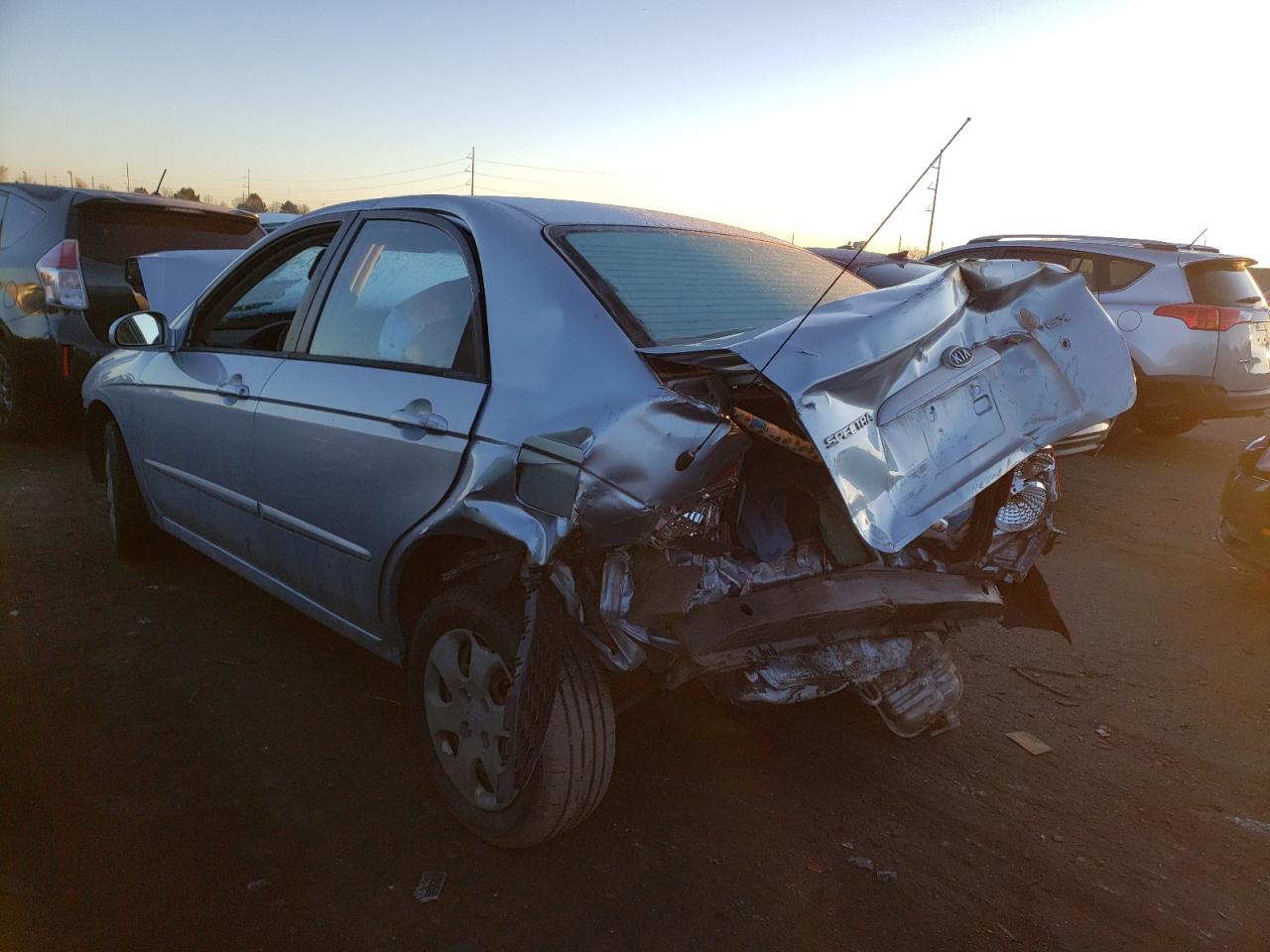 Photo 3 from auction – 2005 KIA SPECTRA LX with VIN KNAFE121655114664
