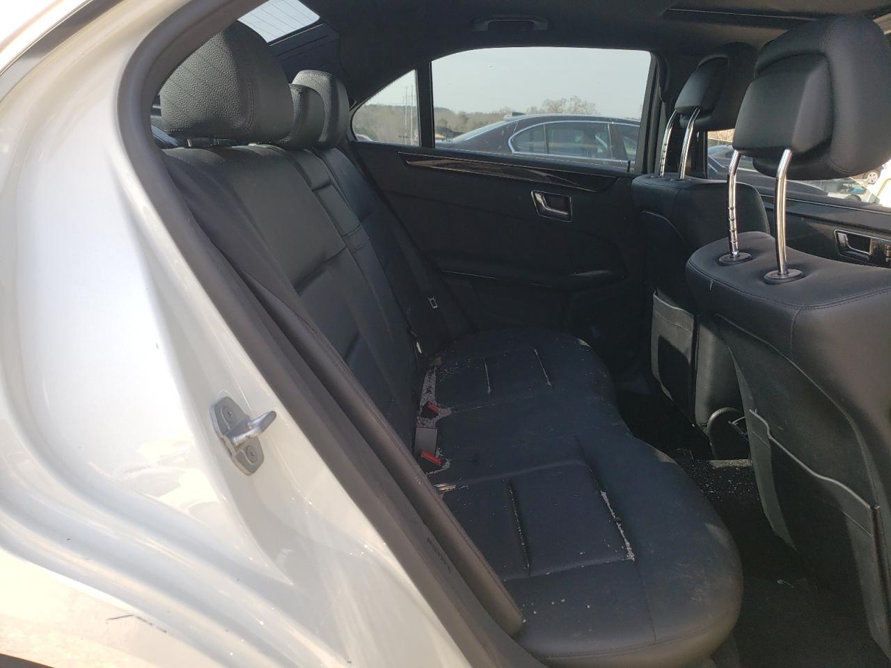 Photo 6 from auction – 2010 MERCEDES-BENZ E 350 with VIN WDDHF5GB9AA021016