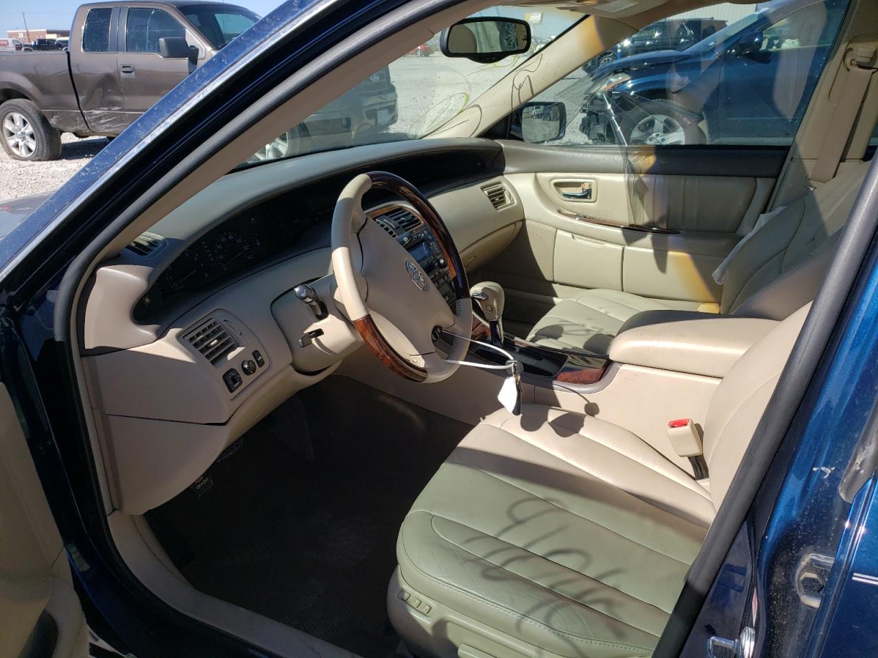 Photo 5 from auction – 2004 TOYOTA AVALON XL with VIN 4T1BF28B44U375439