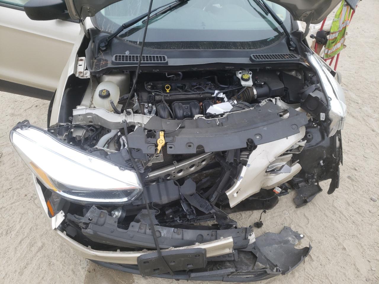 Photo 7 from auction – 2017 FORD ESCAPE S with VIN 1FMCU0F77HUB49690