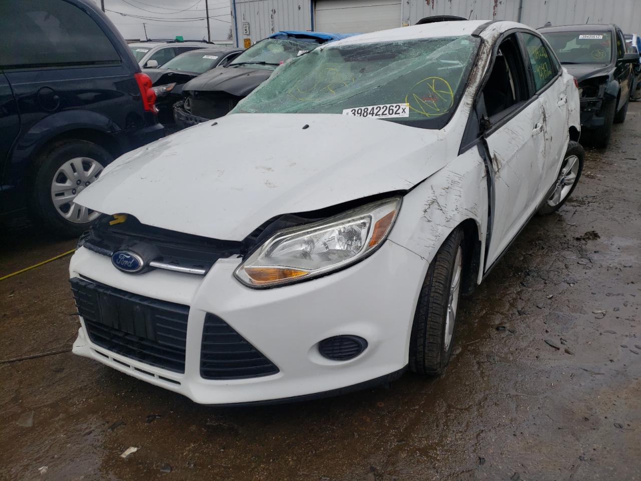 Photo 2 from auction – 2014 FORD FOCUS SE with VIN 1FADP3F28EL379283