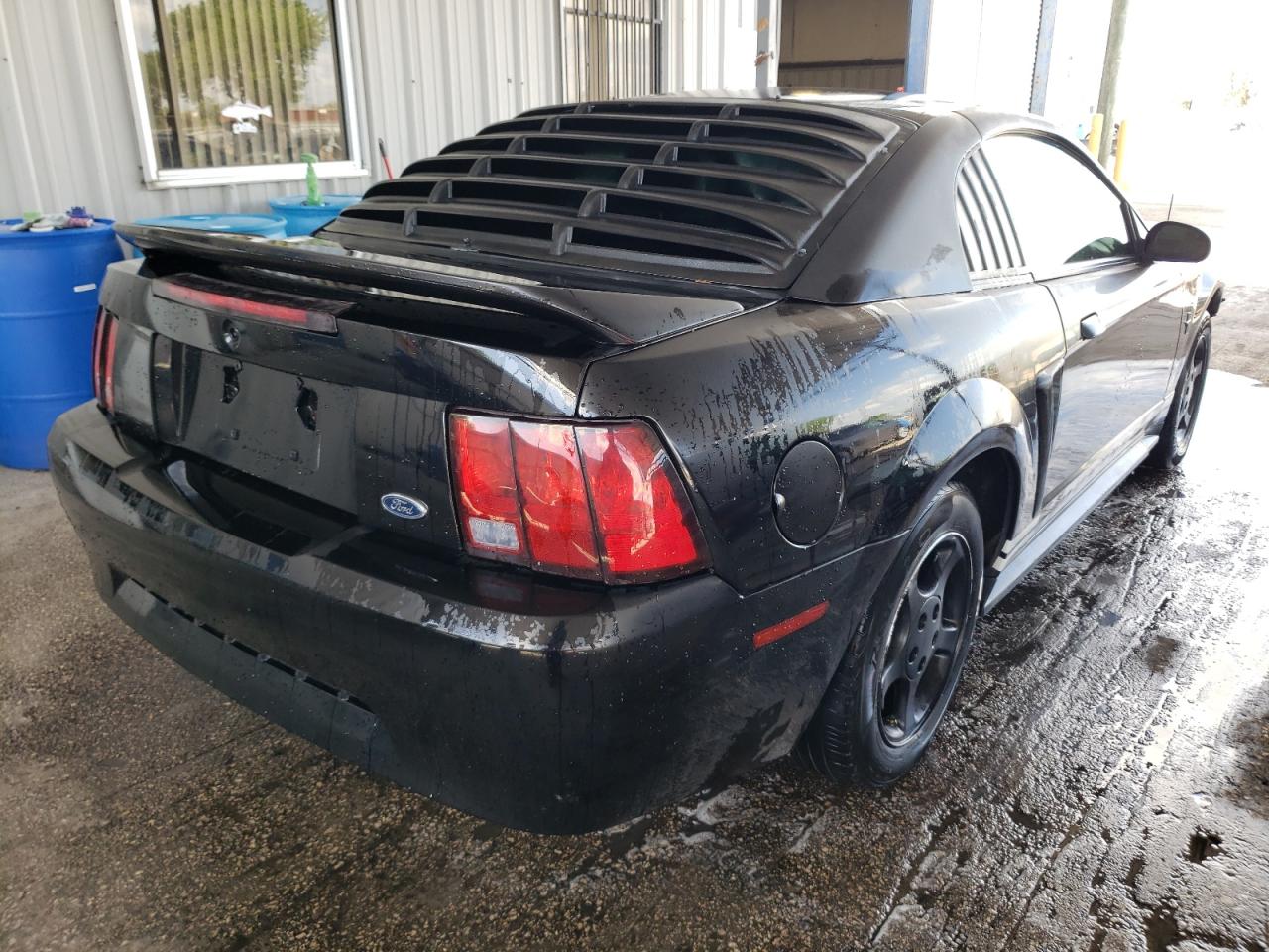 Photo 4 from auction – 2000 FORD MUSTANG with VIN 1FAFP4048YF290924