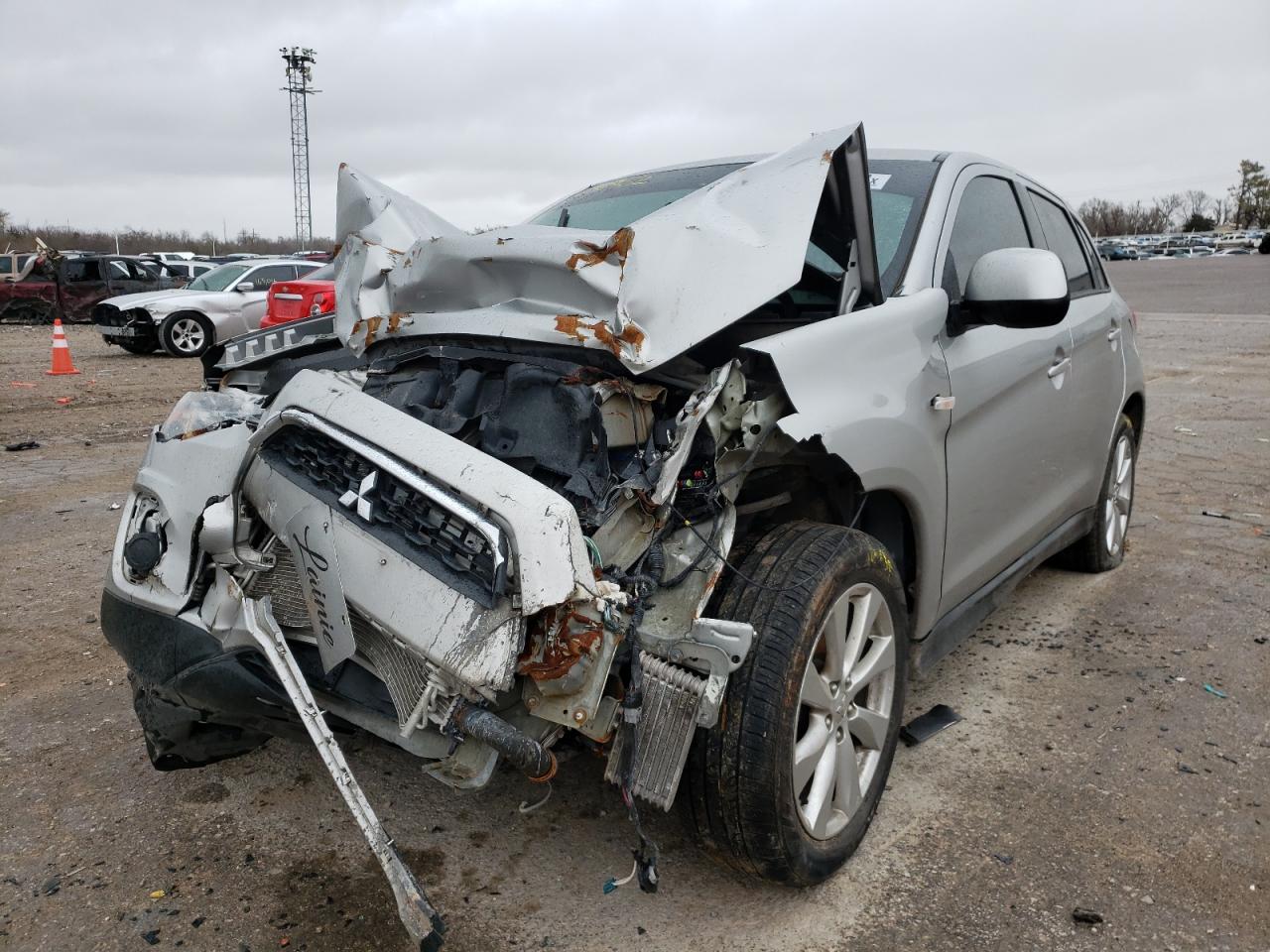 Photo 2 from auction – 2015 MITSUBISHI OUTLANDER with VIN 4A4AP3AU1FE040482