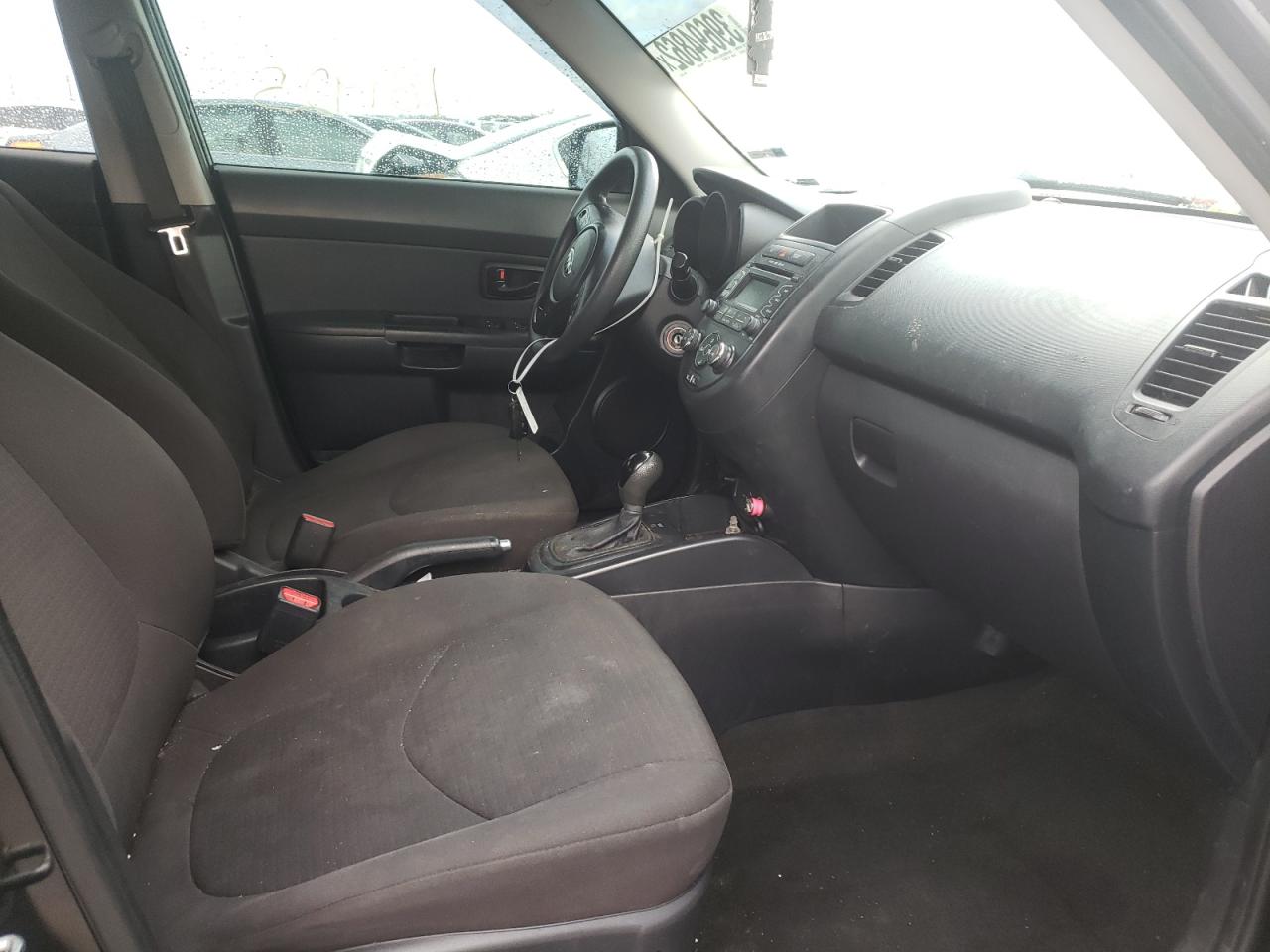 Photo 5 from auction – 2013 KIA SOUL with VIN KNDJT2A50D7534775