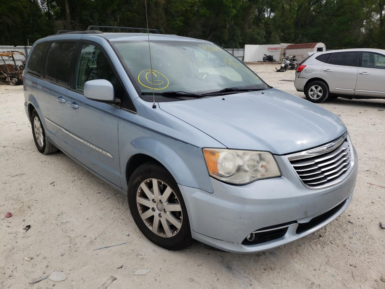 CHRYSLER TOWN & COU 2013 with VIN 2C4RC1BG3DR742516 - Photo from auction