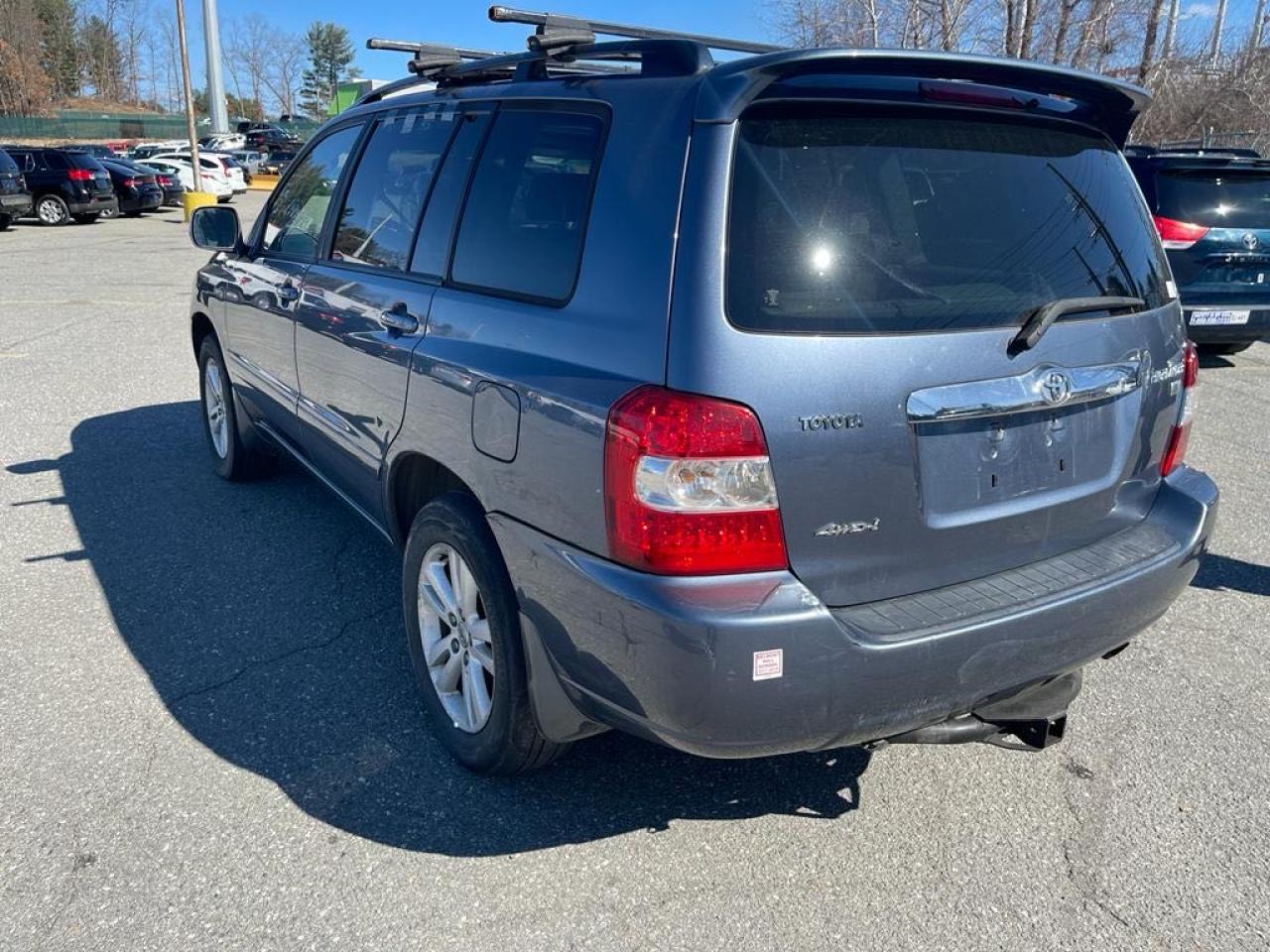 Photo 3 from auction – 2006 TOYOTA HIGHLANDER with VIN JTEEW21A760016417