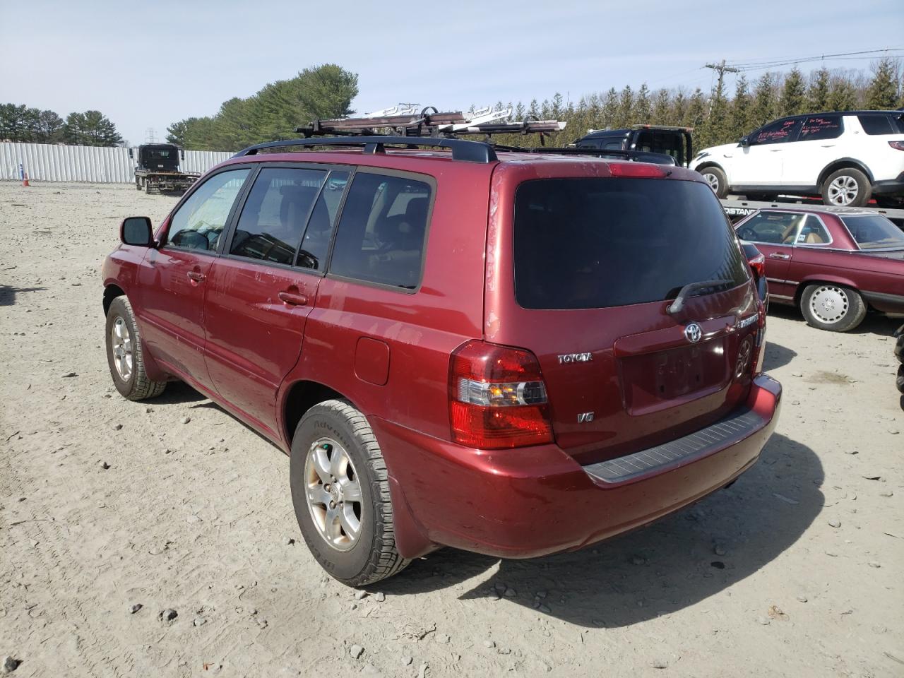 Photo 3 from auction – 2004 TOYOTA HIGHLANDER with VIN JTEDP21A540021976