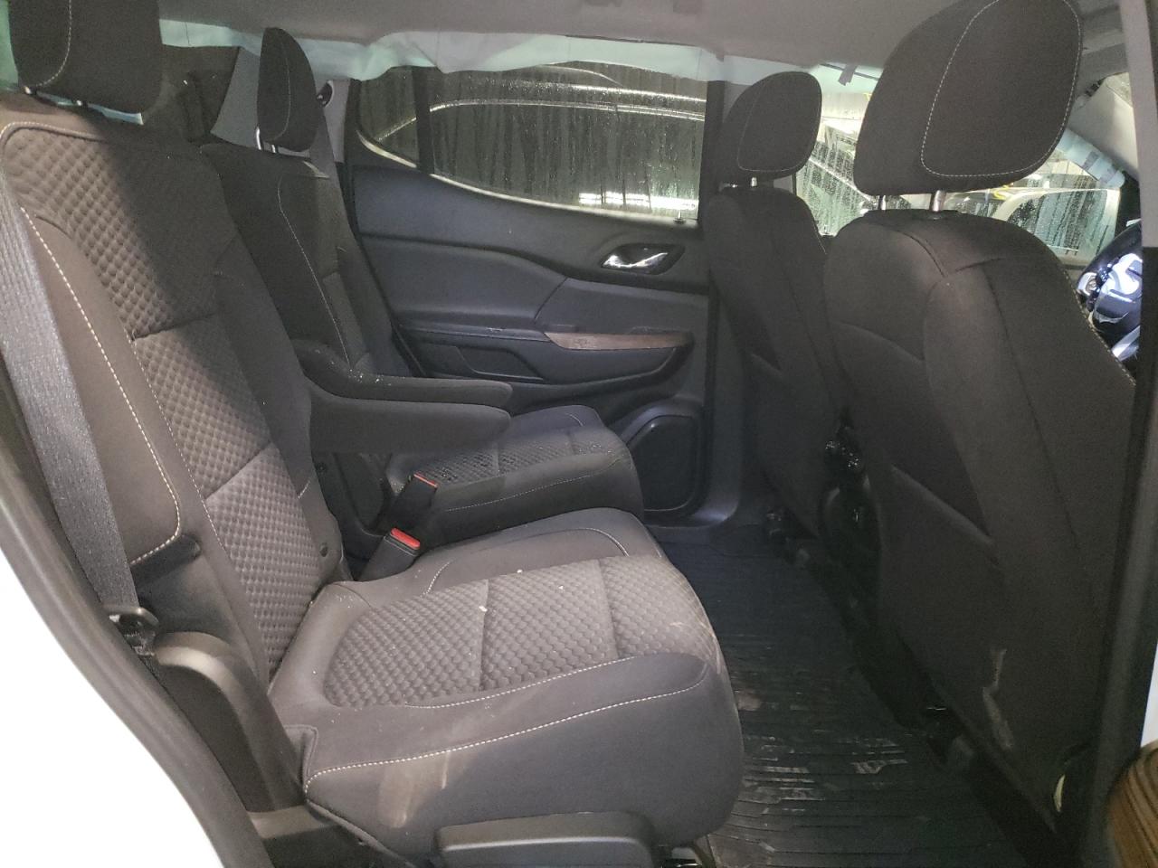Photo 6 from auction – 2018 GMC ACADIA SLE with VIN 1GKKNSLS8JZ162060