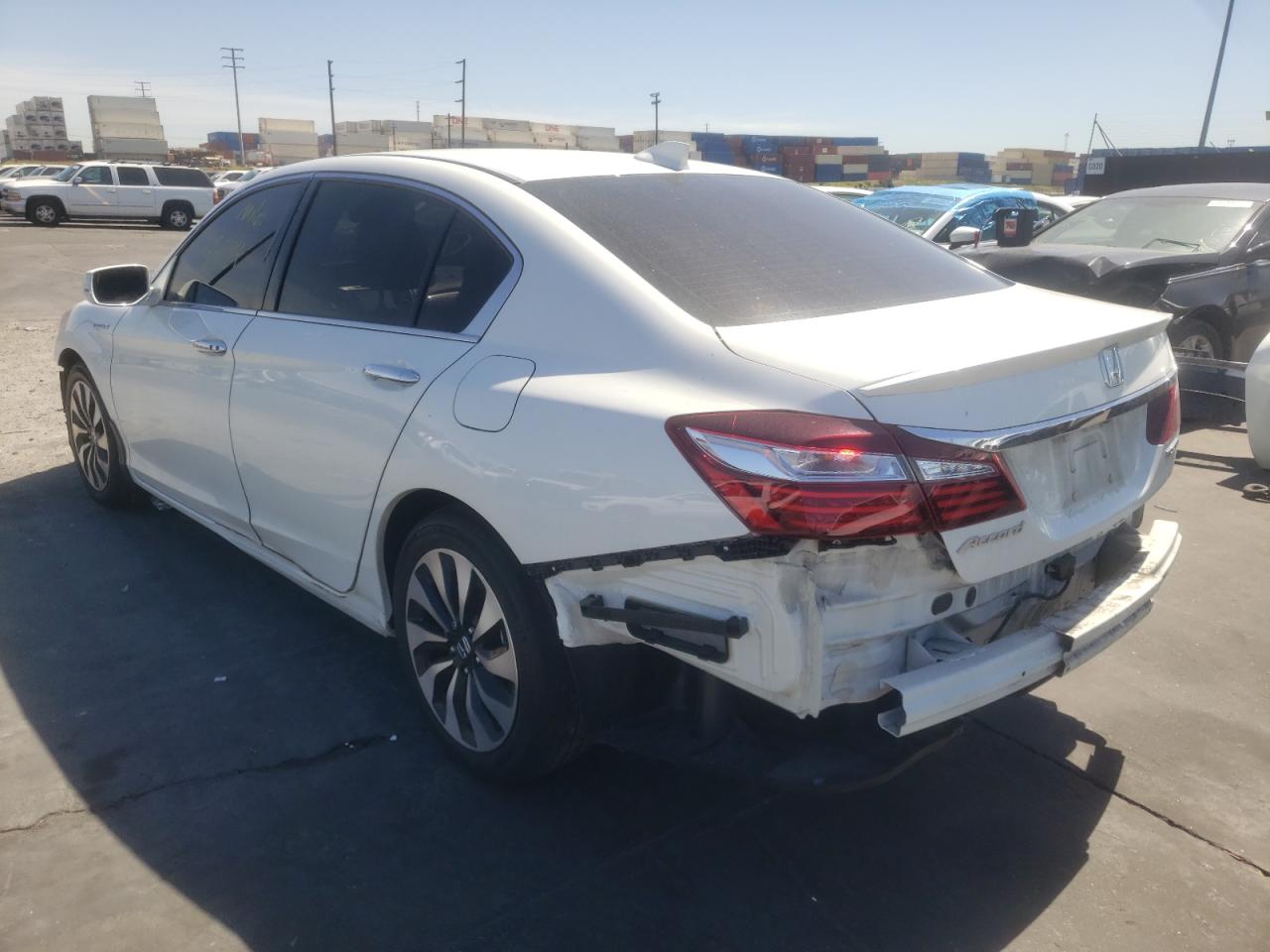Photo 3 from auction – 2017 HONDA ACCORD HYB with VIN JHMCR6F59HC024380