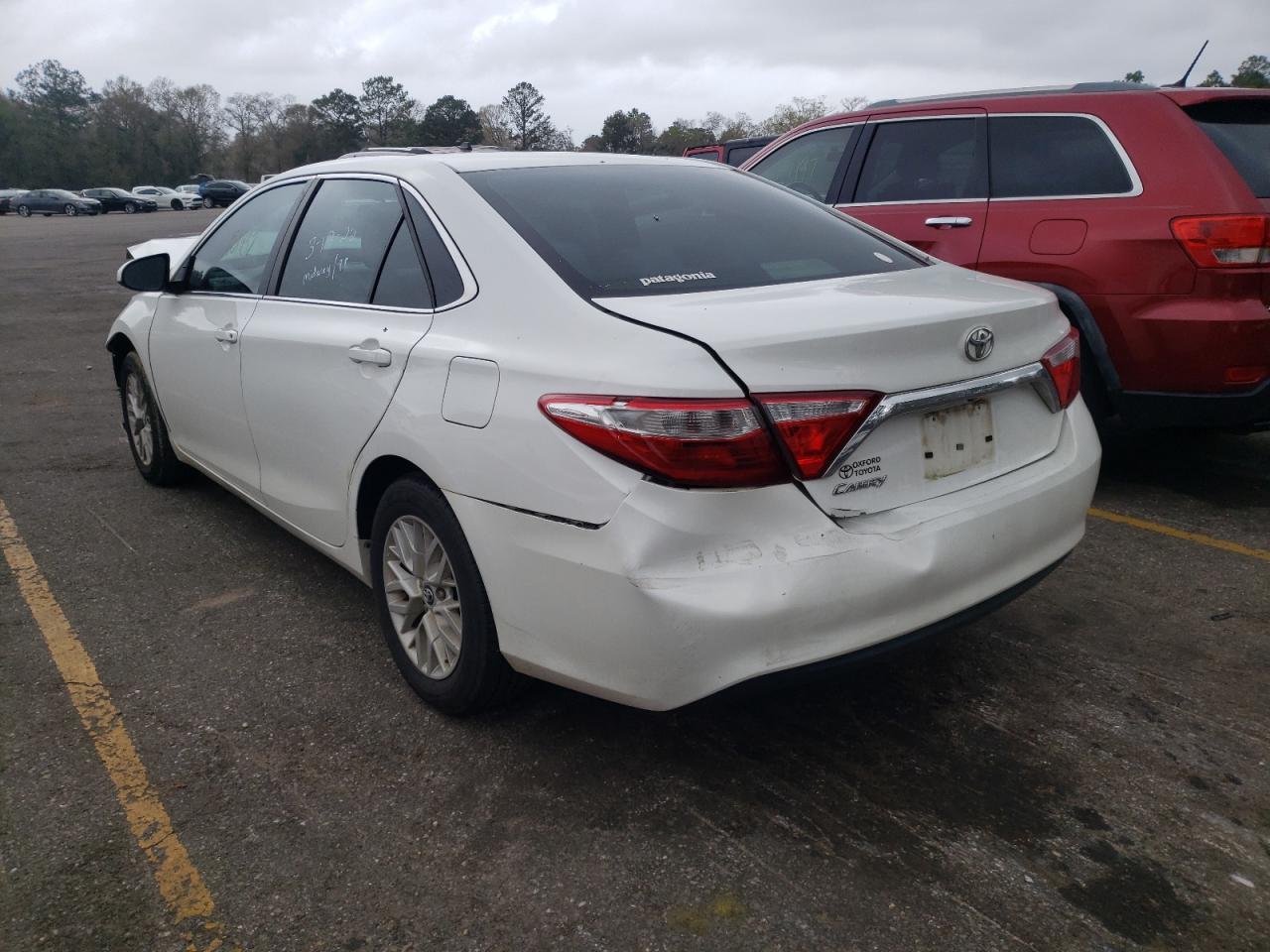 Photo 3 from auction – 2016 TOYOTA CAMRY LE with VIN 4T4BF1FK3GR530344