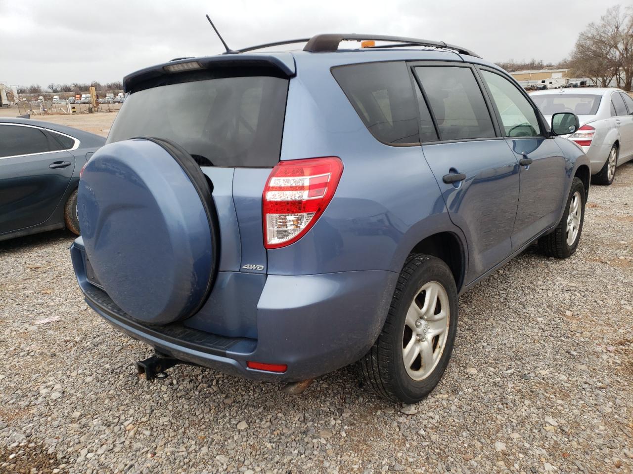 Photo 4 from auction – 2009 TOYOTA RAV4 with VIN JTMBF33VX9D015417