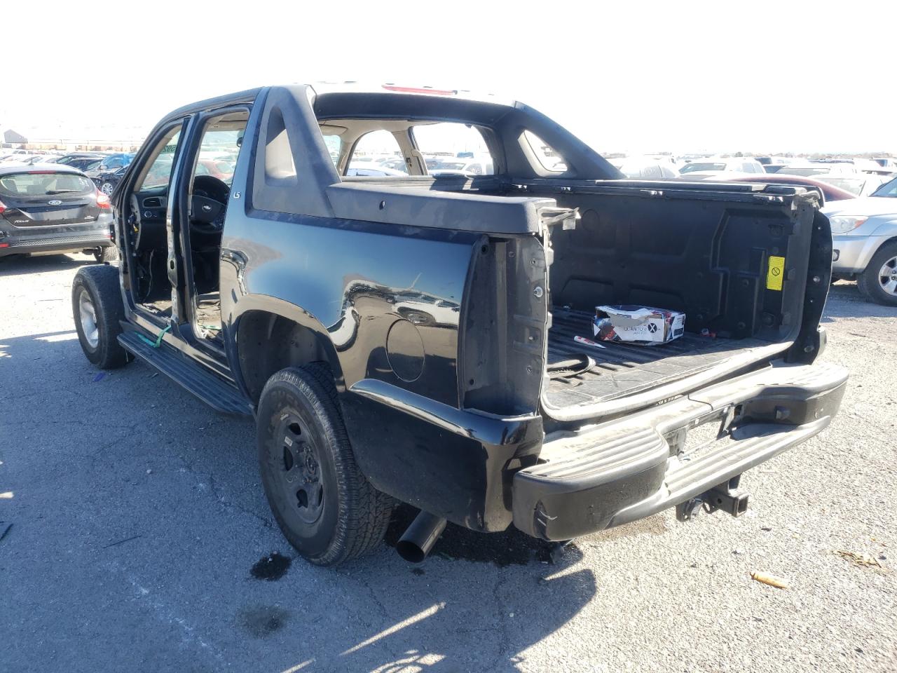 Photo 3 from auction – 2007 CHEVROLET AVALANCHE with VIN 3GNEC12J07G218848