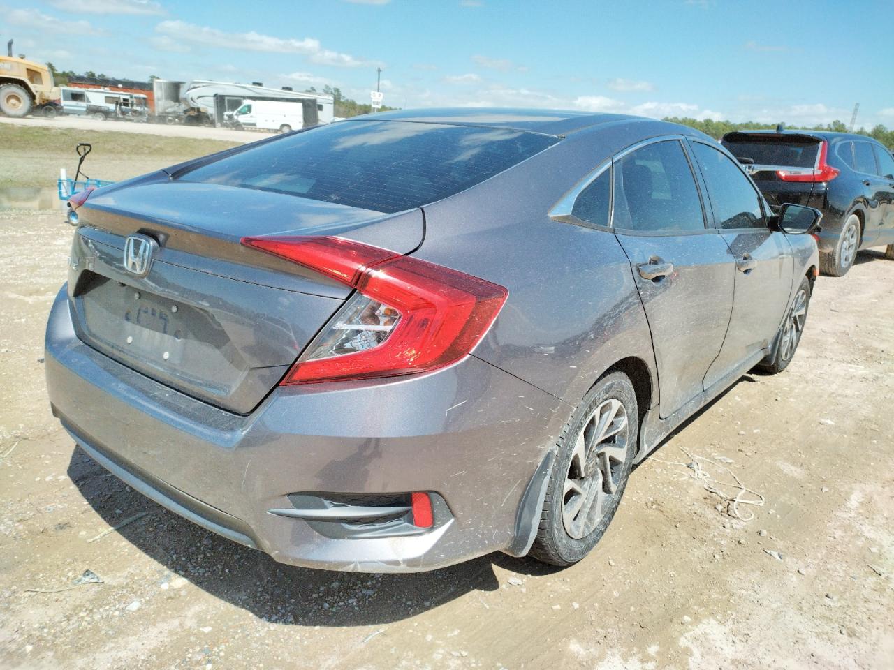 Photo 4 from auction – 2016 HONDA CIVIC EX with VIN 19XFC2F7XGE062590