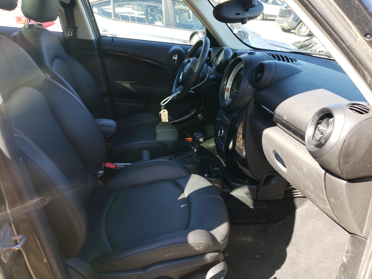Photo 5 from auction – 2014 MINI COOPER S C with VIN WMWZC5C55EWP37716