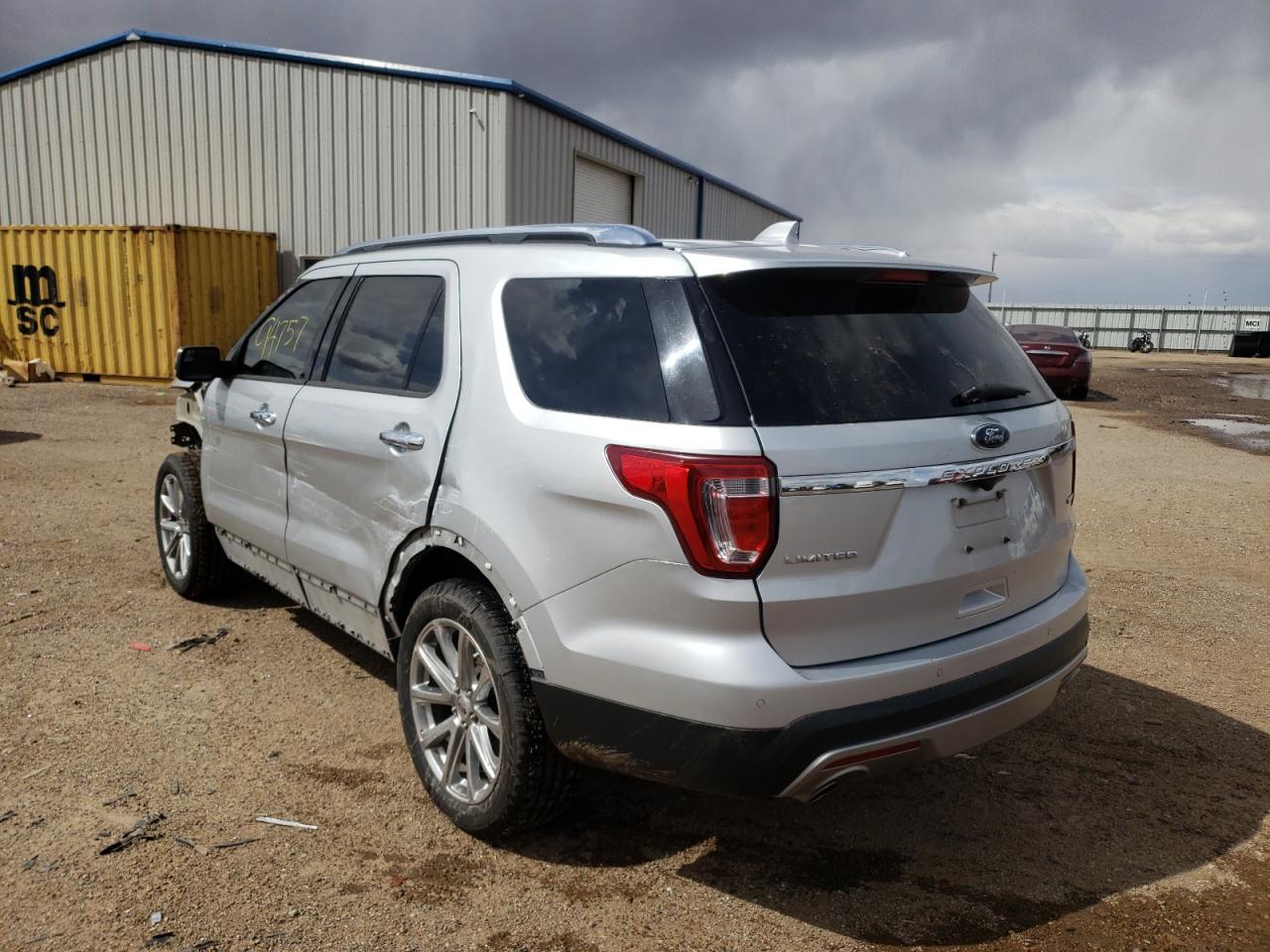 Photo 3 from auction – 2016 FORD EXPLORER L with VIN 1FM5K8F80GGC23843