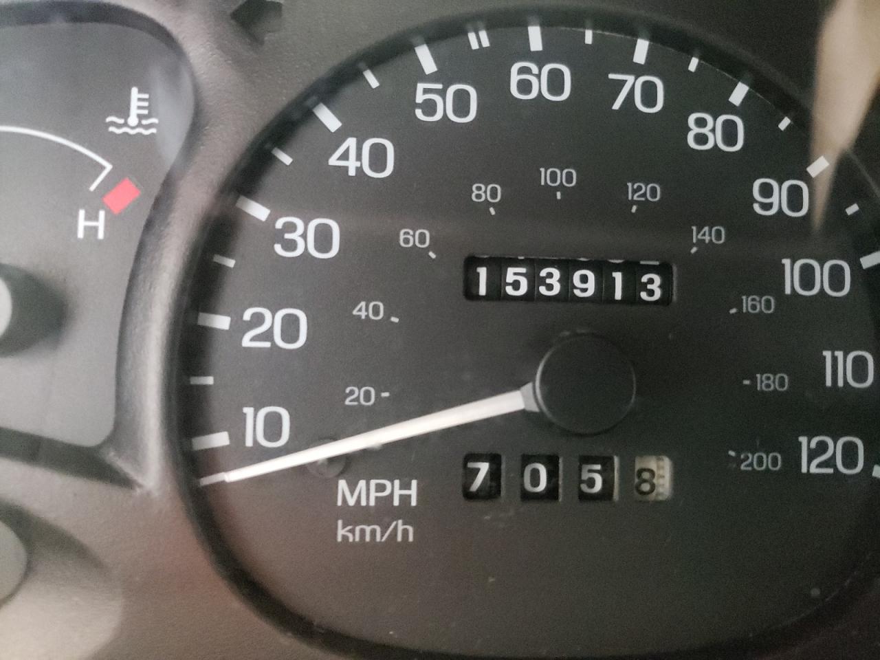Photo 8 from auction – 1997 MERCURY TRACER LS with VIN 1MELM13P8VW629881