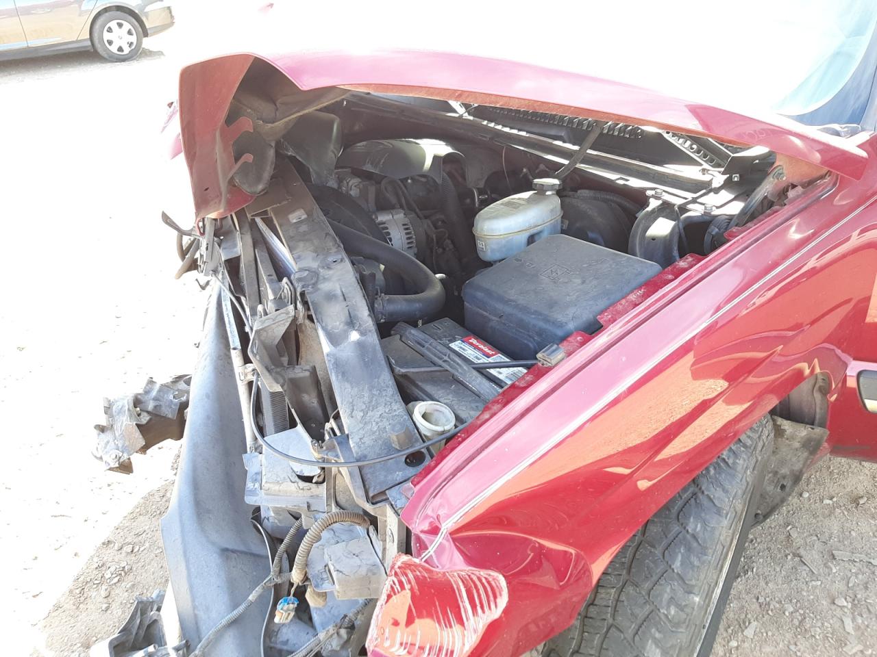 Photo 7 from auction – 2004 CHEVROLET SILVERADO with VIN 2GCEC19VX41149043