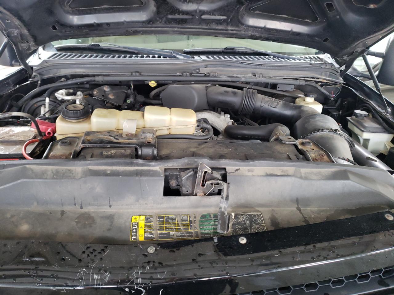 Photo 7 from auction – 2005 FORD EXCURSION with VIN 1FMNU43S35EC66231