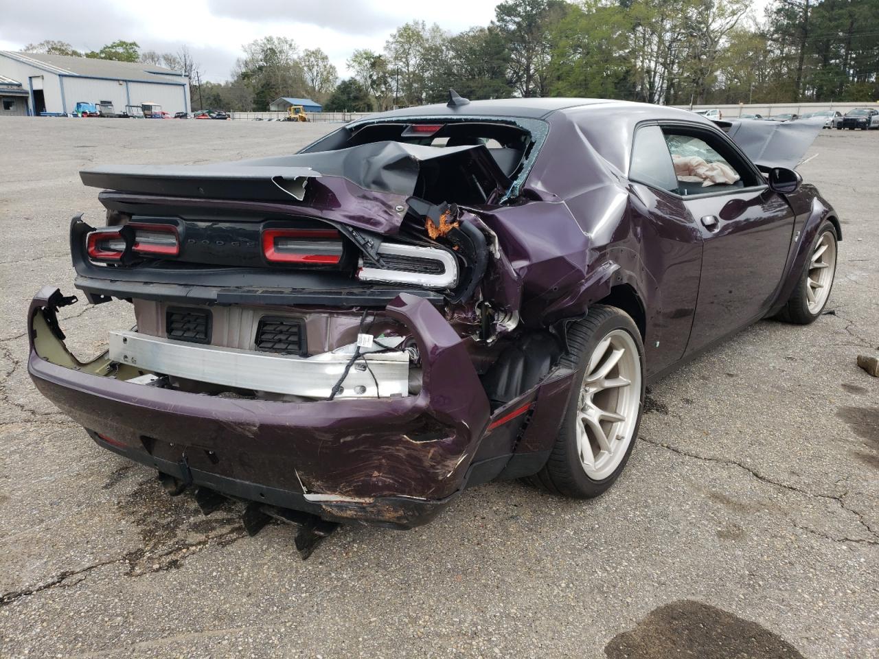 Photo 4 from auction – 2020 DODGE CHALLENGER with VIN 2C3CDZFJ5LH182577