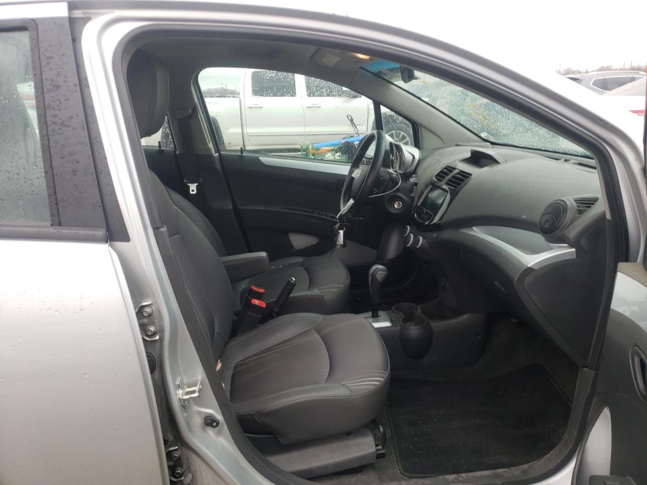 Photo 5 from auction – 2014 CHEVROLET SPARK 1LT with VIN KL8CD6S9XEC440919
