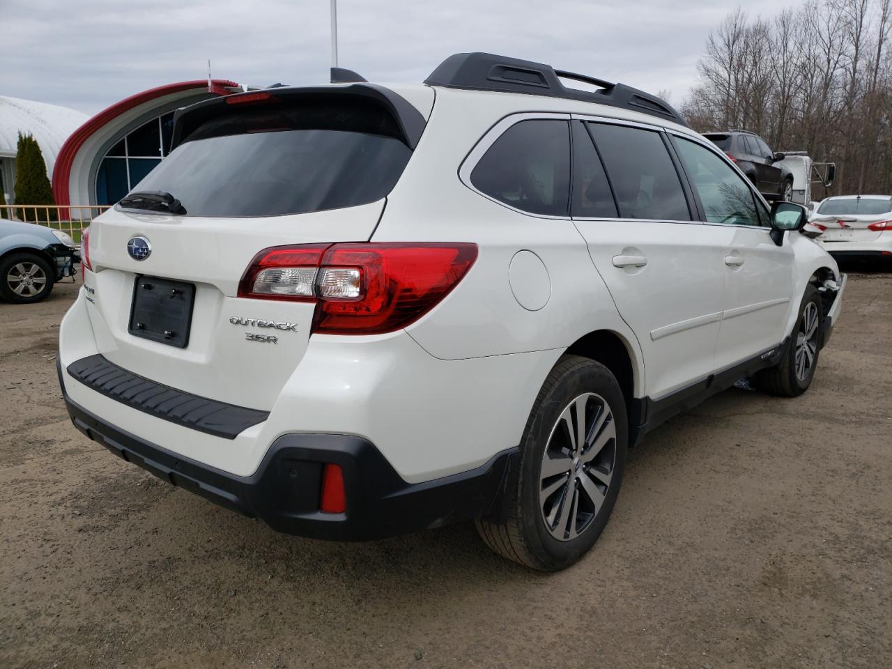 Photo 4 from auction – 2019 SUBARU OUTBACK 3. with VIN 4S4BSENC8K3207896