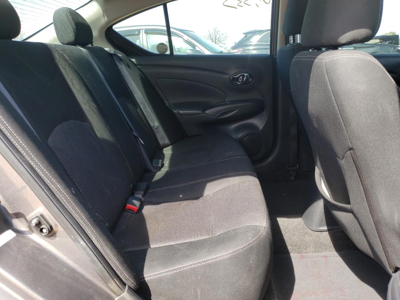 Photo 6 from auction – 2017 NISSAN VERSA S with VIN 3N1CN7AP7HL857789