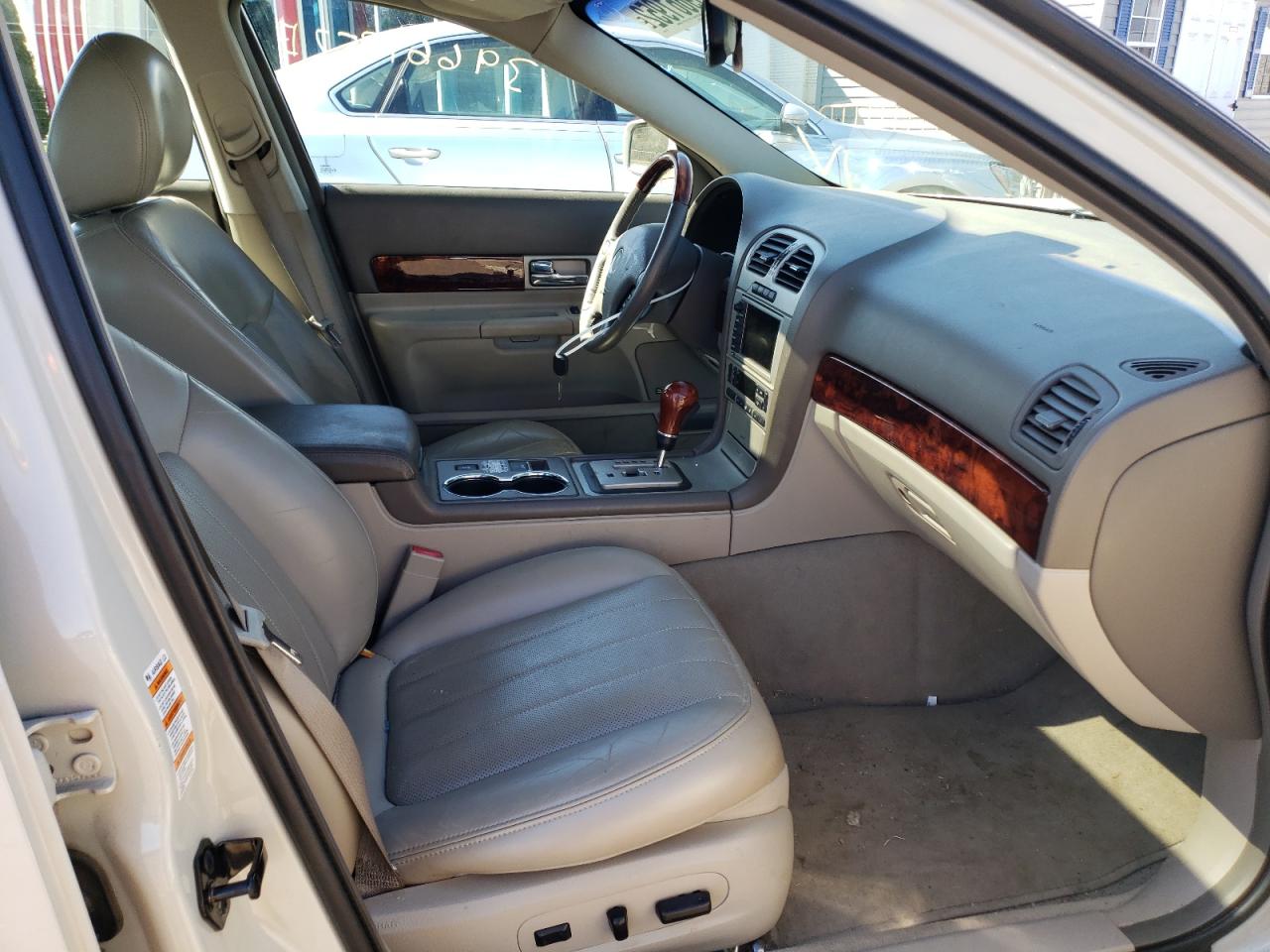 Photo 5 from auction – 2004 LINCOLN LS with VIN 1LNHM87A34Y626617