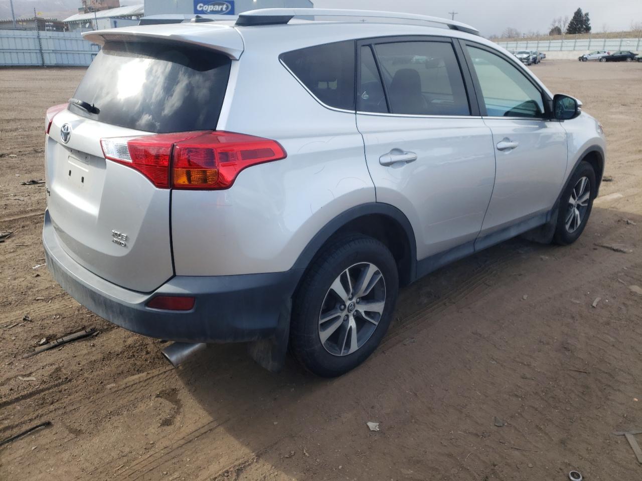 Photo 4 from auction – 2014 TOYOTA RAV4 XLE with VIN 2T3RFREV6EW186340