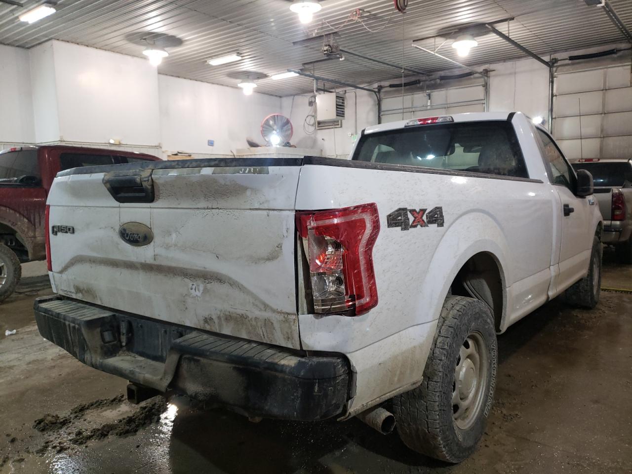 Photo 4 from auction – 2017 FORD F-150 with VIN 1FTMF1EF6HKC47820