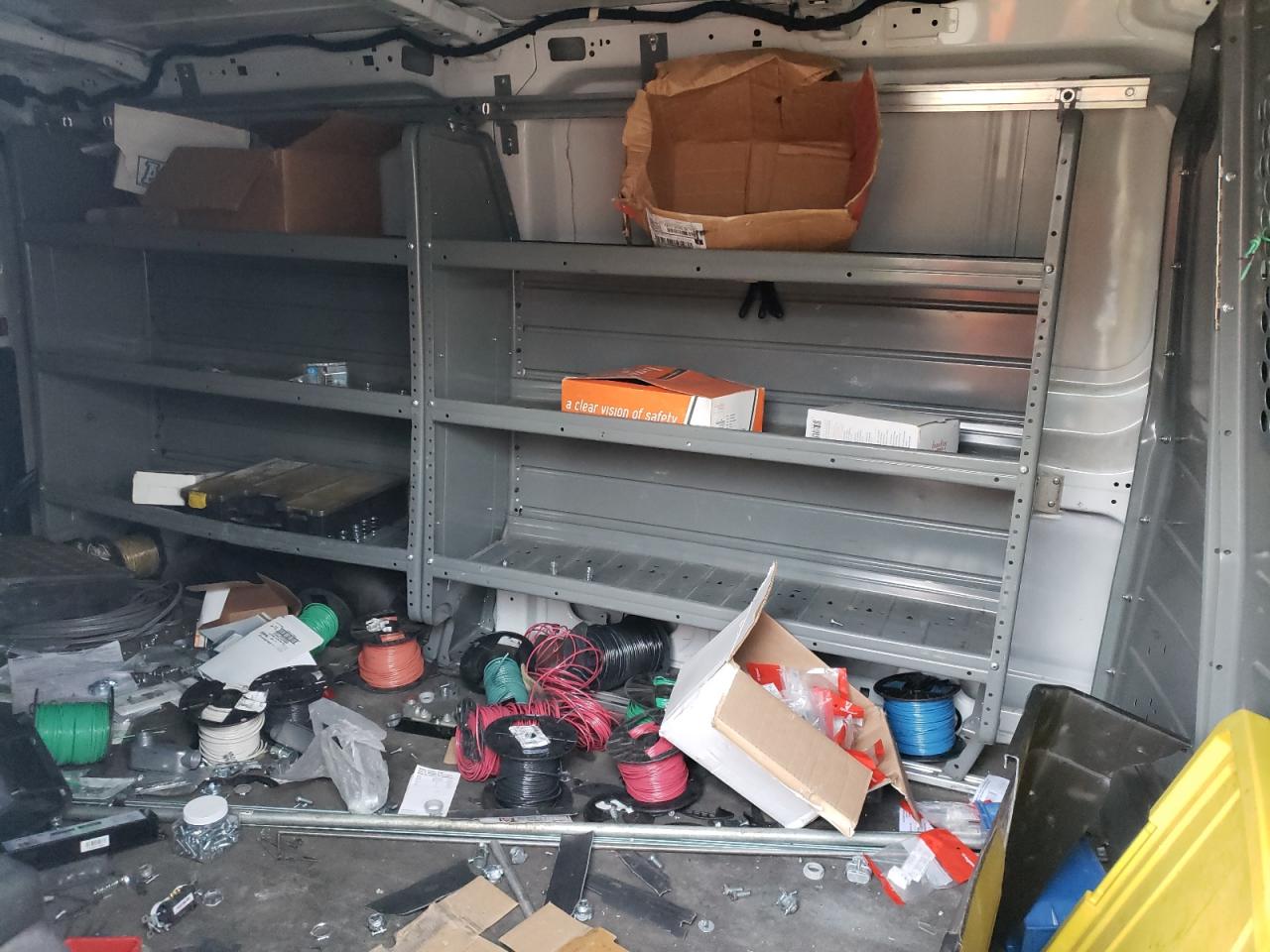Photo 6 from auction – 2015 FORD TRANSIT T- with VIN 1FTNR1ZM2FKA60947