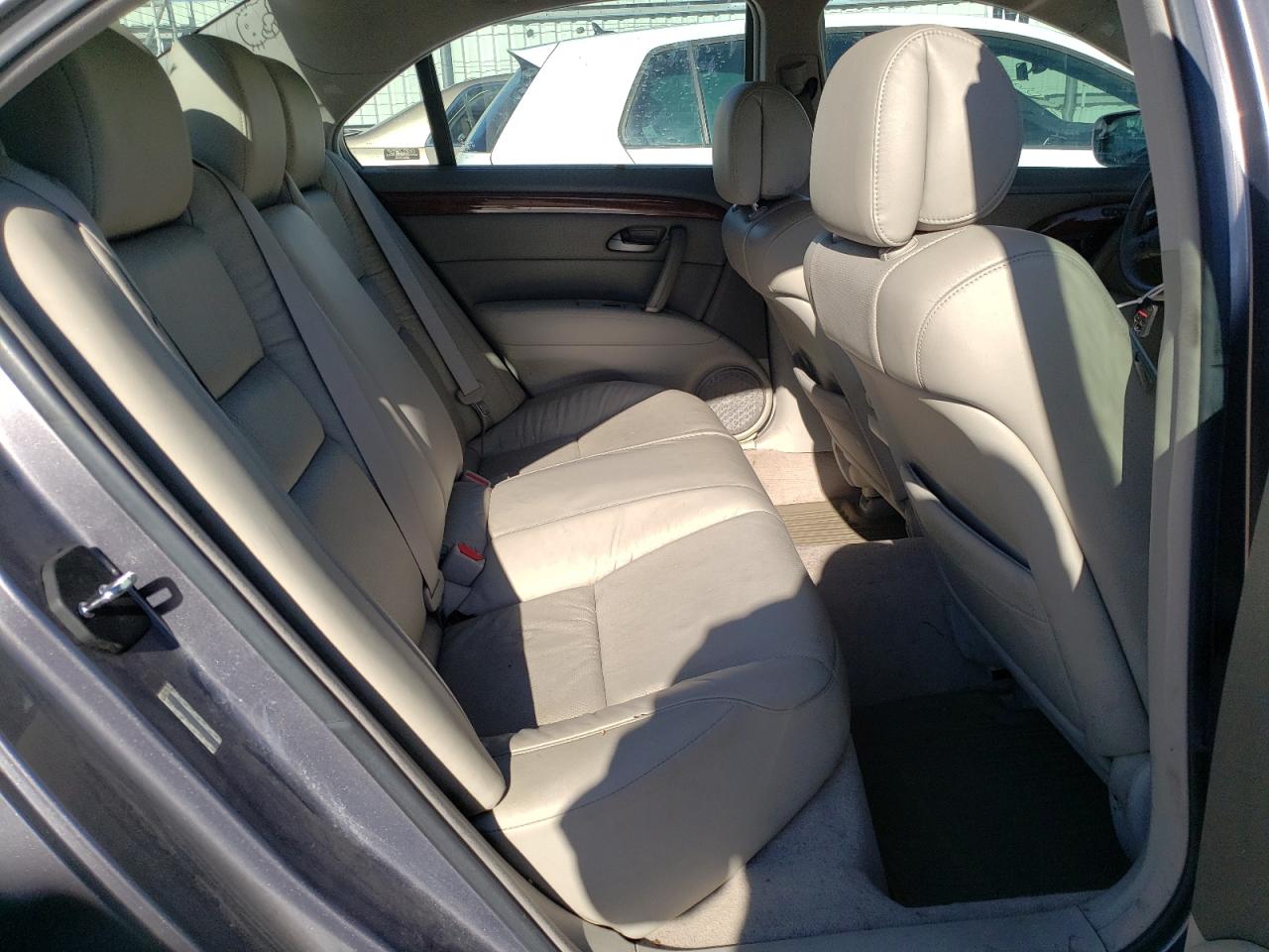 Photo 6 from auction – 2008 ACURA RL with VIN JH4KB16628C002782