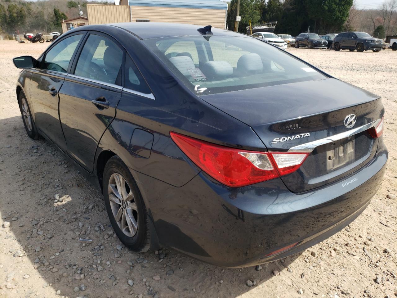 Photo 3 from auction – 2013 HYUNDAI SONATA GLS with VIN 5NPEB4AC2DH744482
