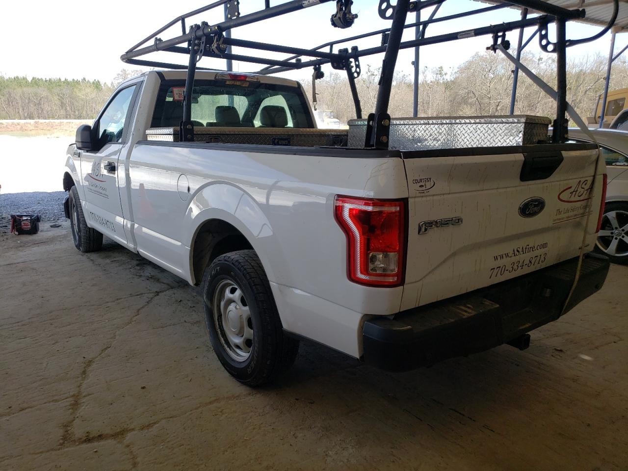 Photo 3 from auction – 2016 FORD F150 with VIN 1FTMF1C81GKF33691