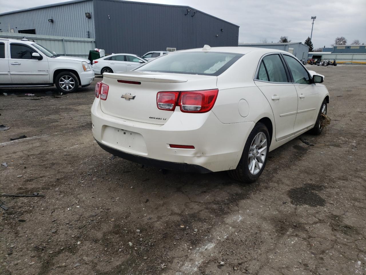 Photo 4 from auction – 2014 CHEVROLET MALIBU 1LT with VIN 1G11C5SL0EF196521