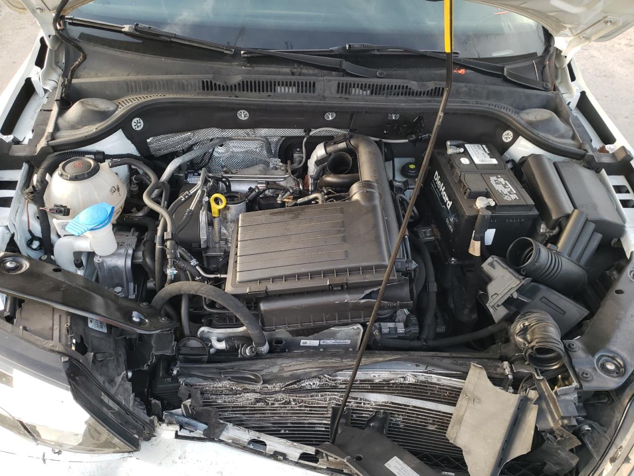 Photo 7 from auction – 2018 VOLKSWAGEN JETTA SE with VIN 3VWDB7AJ4JM224587