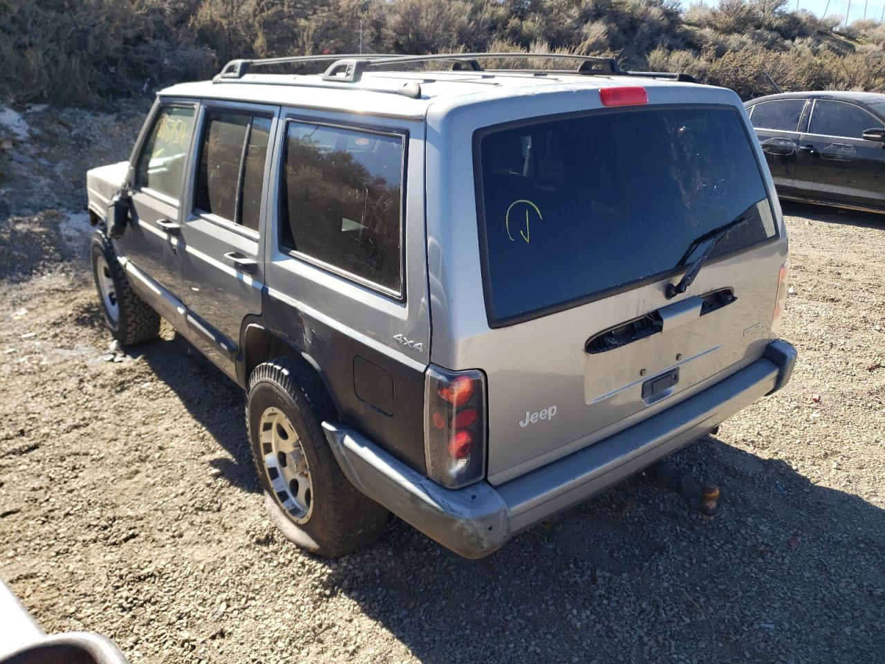 Photo 3 from auction – 2000 JEEP CHEROKEE S with VIN 1J4FF48S5YL148915