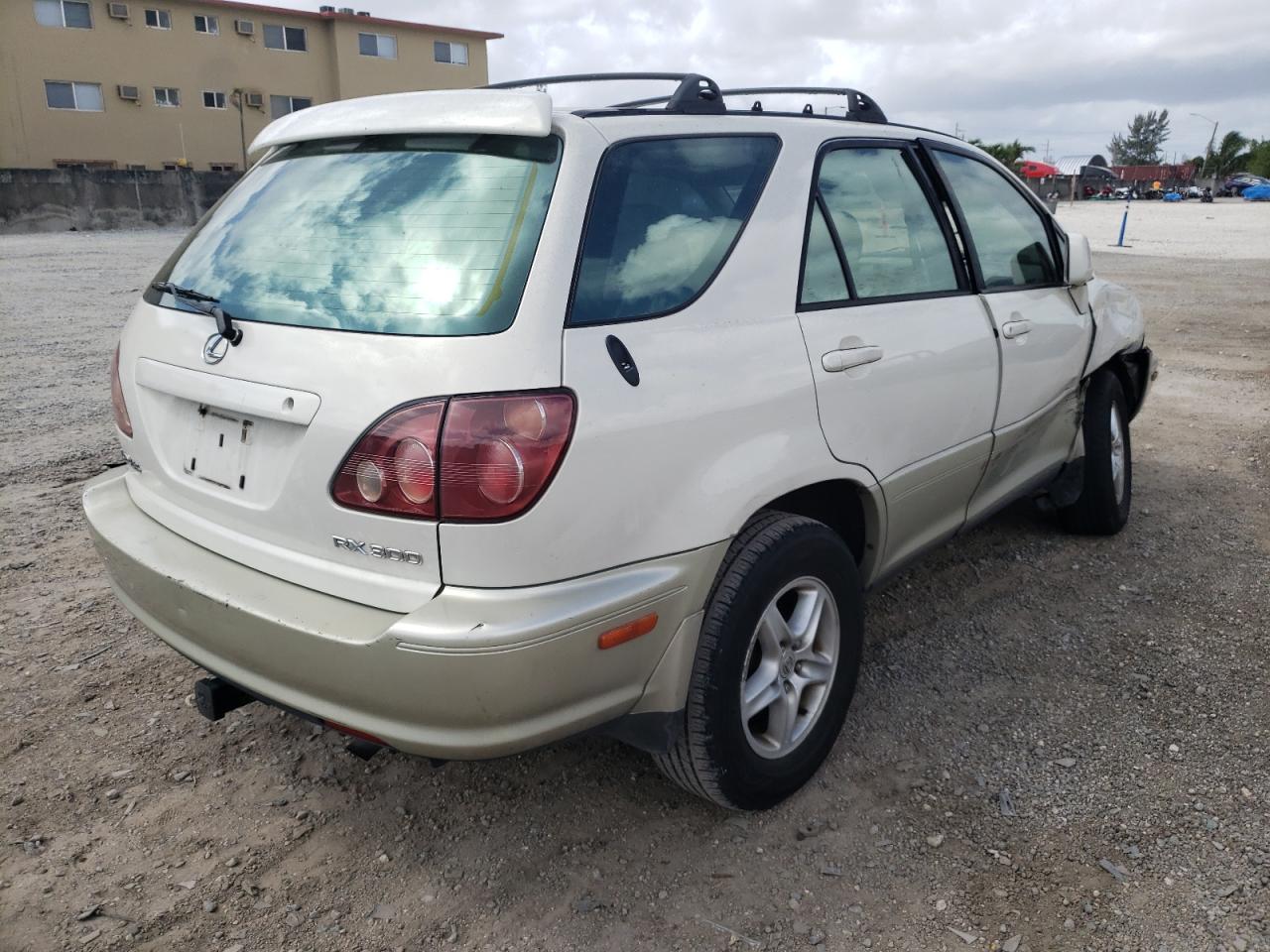 Photo 4 from auction – 1999 LEXUS RX 300 with VIN JT6HF10U2X0066657
