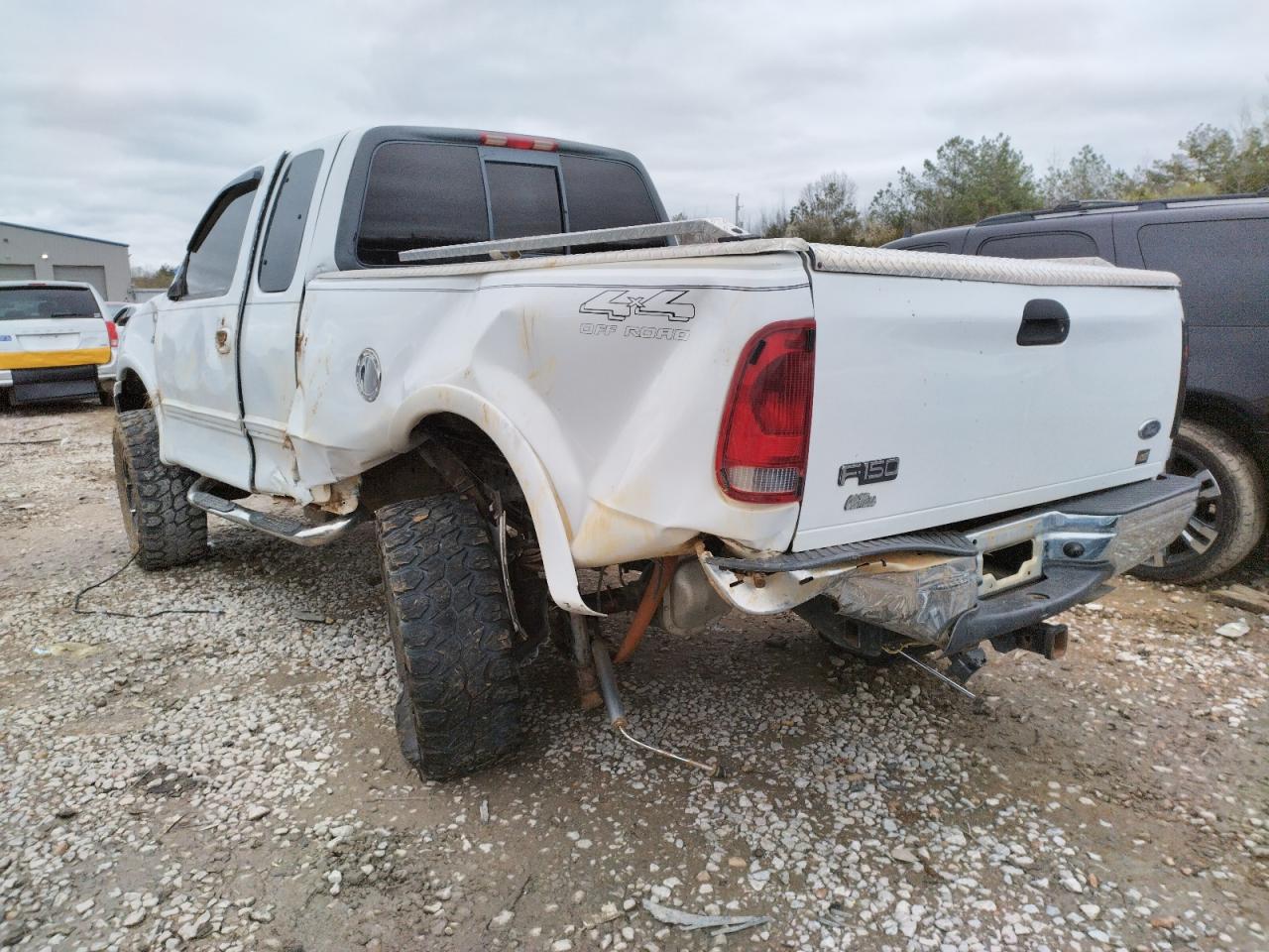 Photo 3 from auction – 2001 FORD F150 with VIN 1FTRX18L81NB26425