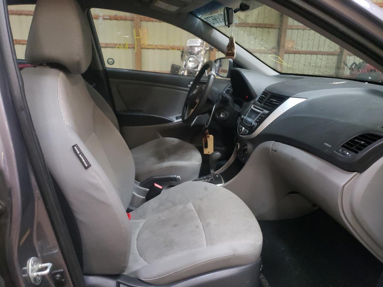 Photo 5 from auction – 2014 HYUNDAI ACCENT GLS with VIN KMHCT4AE0EU627668