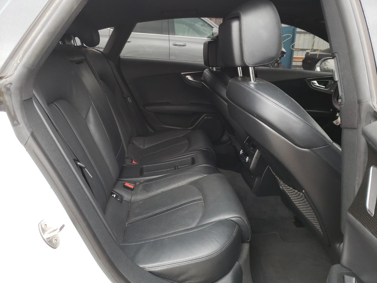 Photo 6 from auction – 2015 AUDI S7 PREMIUM with VIN WAUW2AFC5FN022094