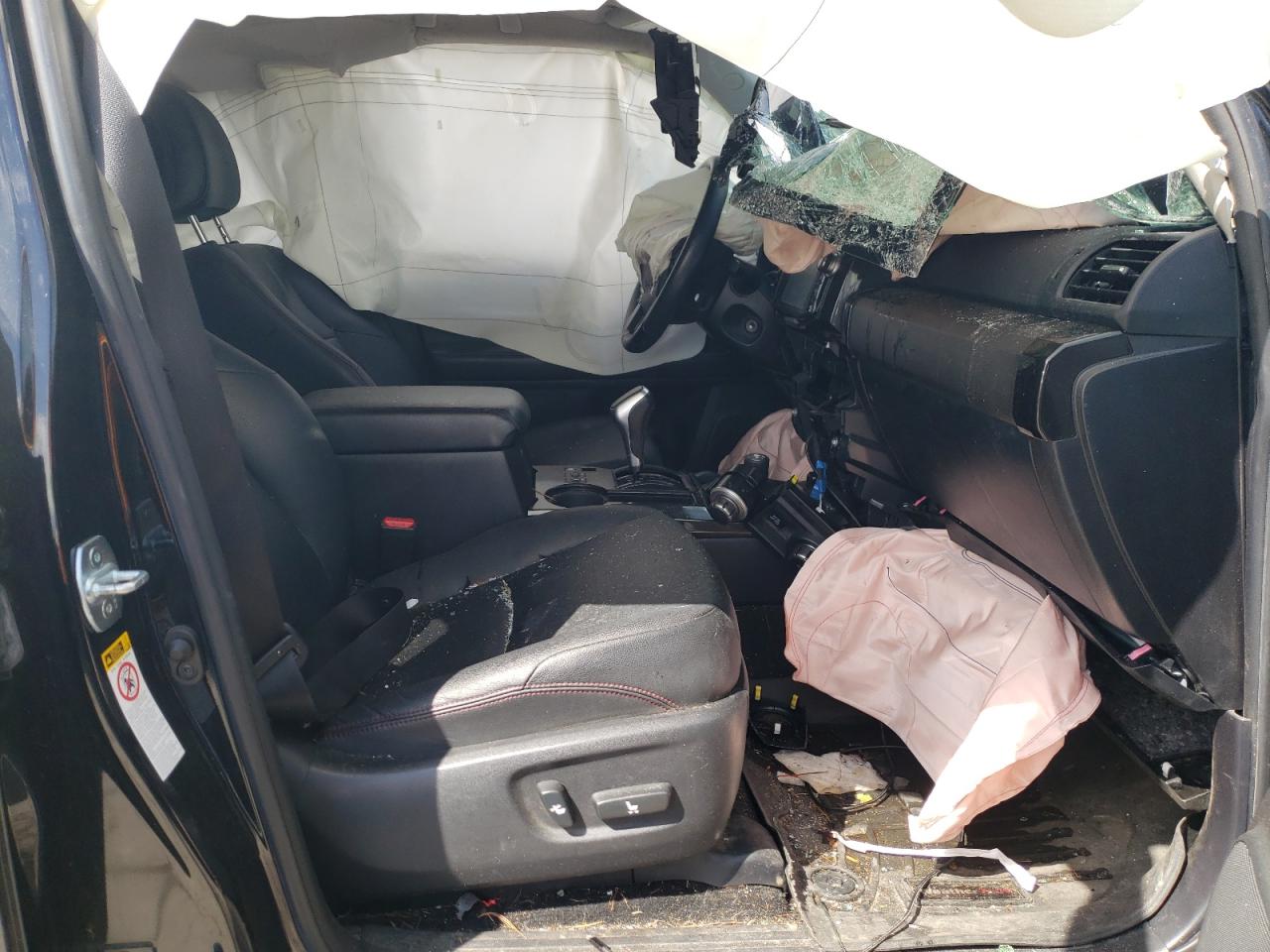 Photo 5 from auction – 2015 TOYOTA 4RUNNER SR with VIN JTEBU5JR6F5268632