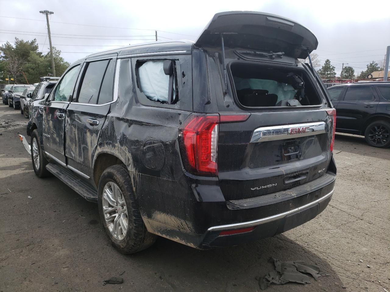Photo 3 from auction – 2021 GMC YUKON SLT with VIN 1GKS2BKD2MR188329