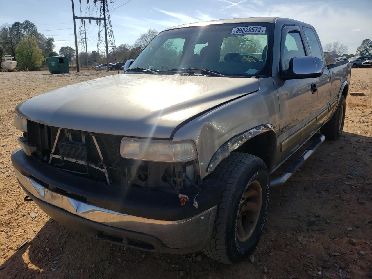 Photo 2 from auction – 2001 CHEVROLET SILVERADO with VIN 1GCEK19T71Z202768
