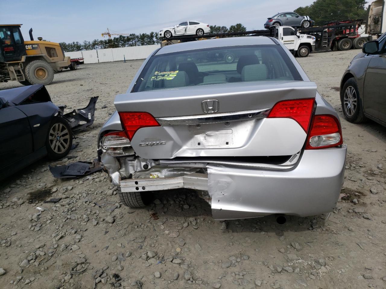 Photo 9 from auction – 2010 HONDA CIVIC LX with VIN 2HGFA1F53AH309699