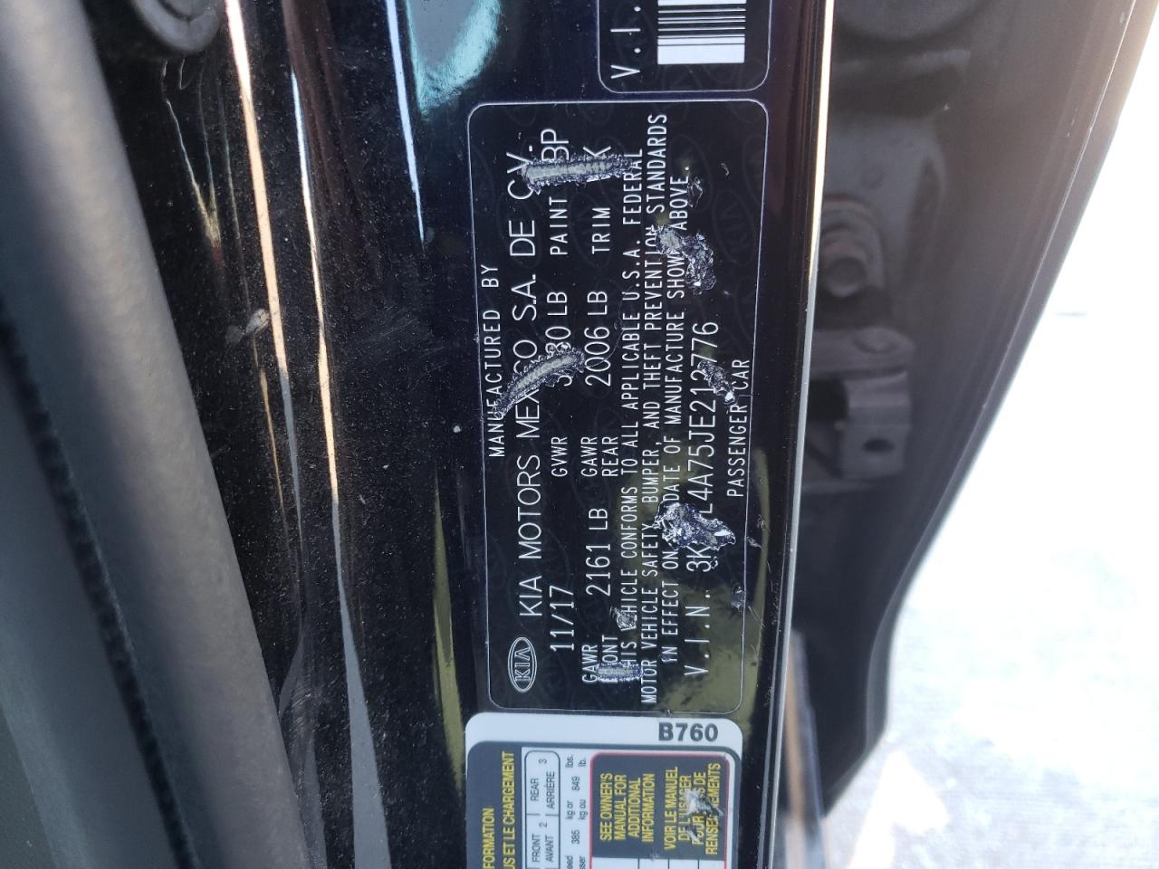Photo 10 from auction – 2018 KIA FORTE LX with VIN 3KPFL4A75JE212776