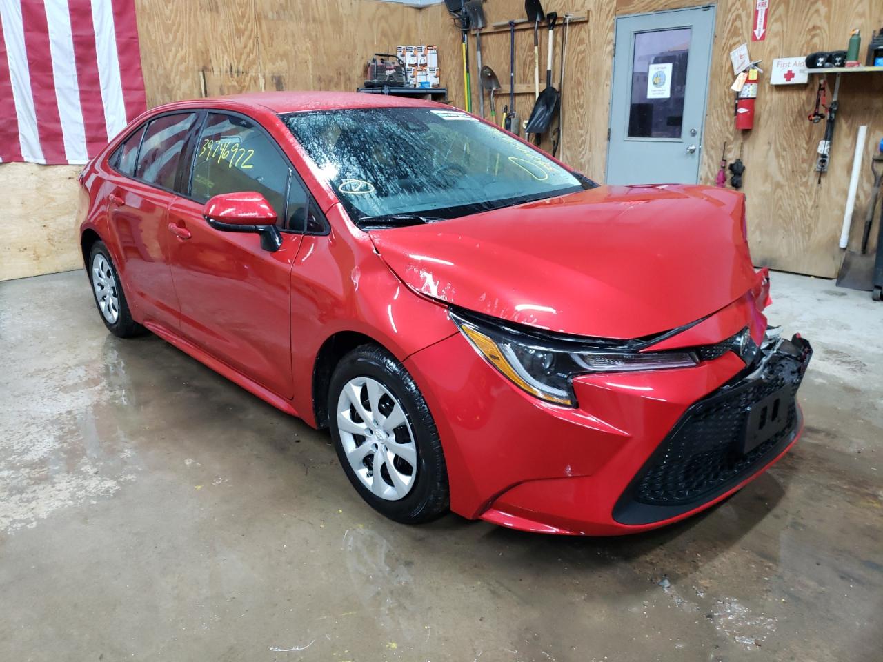 TOYOTA COROLLA LE 2021 with VIN 5YFEPMAE0MP251129 - Photo from auction