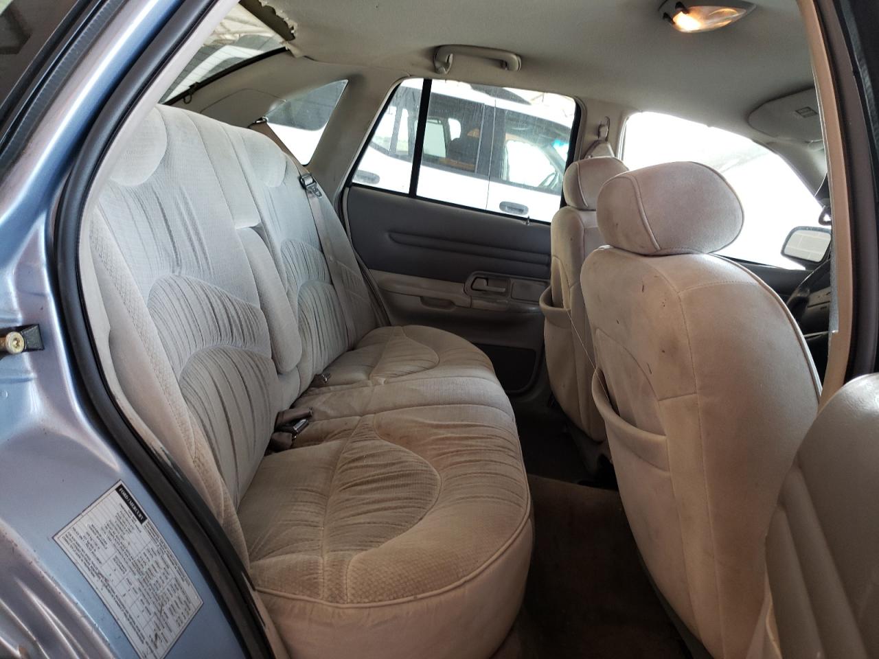 Photo 6 from auction – 1997 FORD CROWN VICT with VIN 2FALP74W2VX220223